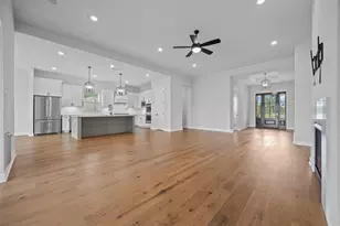 225 Spicewood Trails Dr, Spicewood, TX 78669 - Photo 8