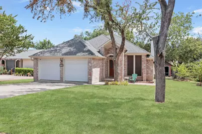 304 Woodstone Drive, Georgetown, TX 78628 - Photo 2