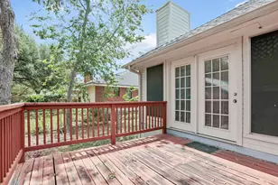 304 Woodstone Dr, Georgetown, TX 78628 - Photo 30