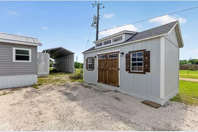 417 Birmensdorf Drive, San Marcos, TX 78666 - Photo 4
