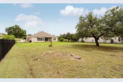 530 Hawthorne Loop, Driftwood, TX 78619 - Photo 38