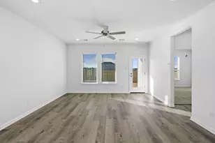 113 Hatari Trl, Jarrell, TX 76537 - Photo 8