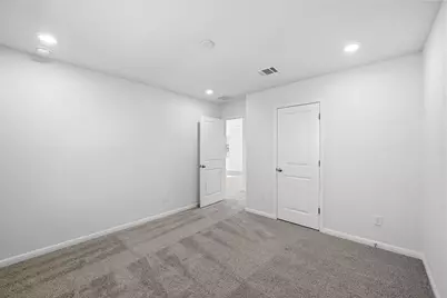 113 Hatari Trail, Jarrell, TX 76537 - Photo 24