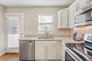 7407 Bethune Ave, Austin, TX 78752 - Photo 12