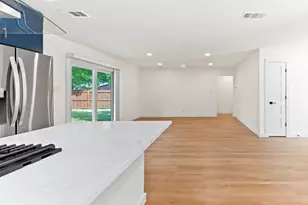 2914 Loyola Ln, Austin, TX 78723 - Photo 24