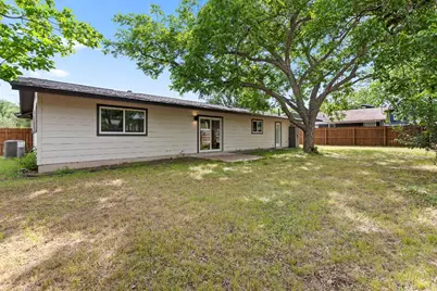 2914 Loyola Lane, Austin, TX 78723 - Photo 34