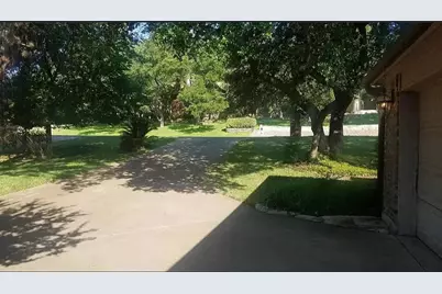128 Long Wood Avenue, Lakeway, TX 78734 - Photo 2