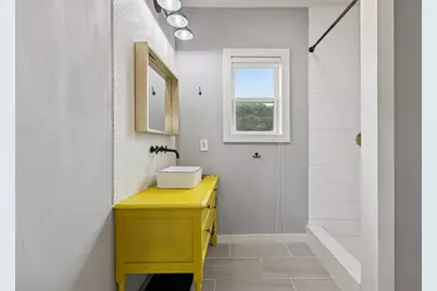 2902 Katy Street, New Braunfels, TX 78130 - Photo 16