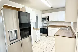 1403 Alcoa Ave, Rockdale, TX 76567 - Photo 12