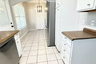 1403 Alcoa Ave, Rockdale, TX 76567 - Photo 12