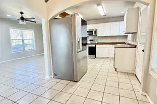 1403 Alcoa Ave, Rockdale, TX 76567 - Photo 8