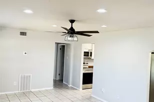 1403 Alcoa Ave, Rockdale, TX 76567 - Photo 8