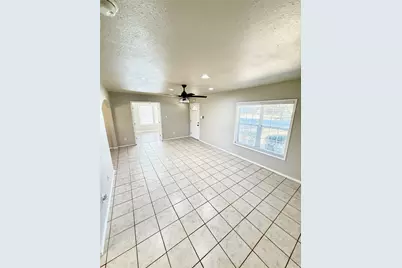 1403 Alcoa Avenue, Rockdale, TX 76567 - Photo 6