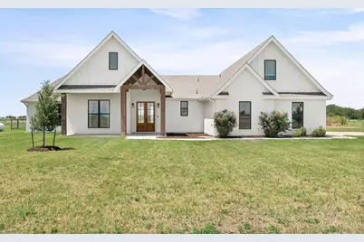 1060 Hackberry Road, Salado, TX 76571 - Photo 1