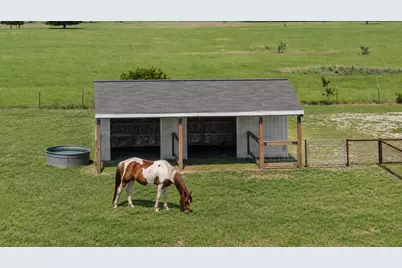 1060 Hackberry Road, Salado, TX 76571 - Photo 2