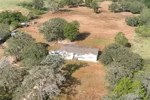 10105 FM86, Lockhart, TX 78644 - Photo 30