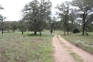 10105 FM86, Lockhart, TX 78644 - Photo 22