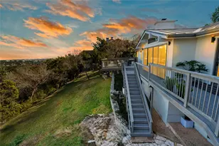 1000 Redbud Trail, West Lake Hills, TX 78746 - Photo 24