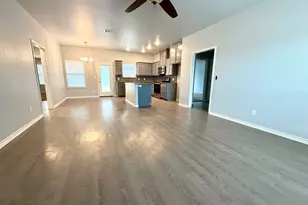 128 Elmer Ave, Burnet, TX 78611 - Photo 4