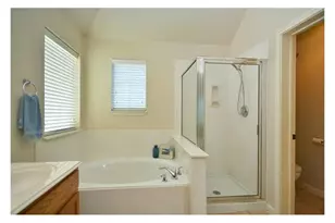 1819 Rosenborough Ln N, Round Rock, TX 78665 - Photo 12