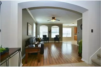 1819 Rosenborough Lane N, Round Rock, TX 78665 - Photo 4