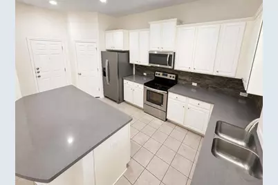 2105 Town Centre Drive #60, Round Rock, TX 78664 - Photo 6
