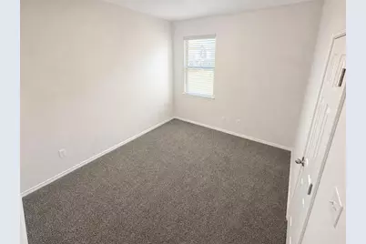 2105 Town Centre Drive #60, Round Rock, TX 78664 - Photo 10