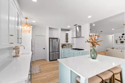 113 Royal Oaks Drive, Rockport, TX 78382 - Photo 16