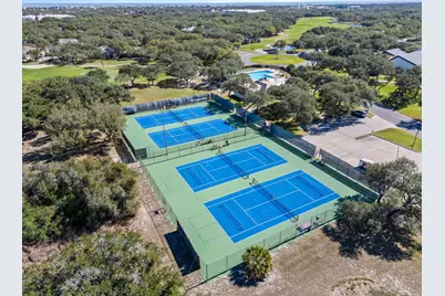 113 Royal Oaks Drive, Rockport, TX 78382 - Photo 38