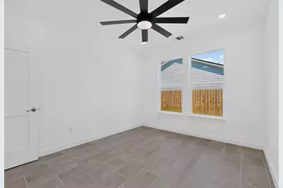 114 W Pauwela Lane, Bastrop, TX 78602 - Photo 34