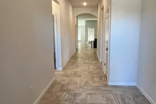 528 Elm Green St, Hutto, TX 78634 - Photo 8