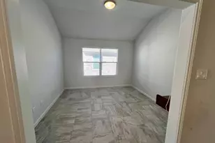 528 Elm Green St, Hutto, TX 78634 - Photo 16