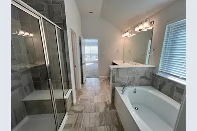 528 Elm Green Street, Hutto, TX 78634 - Photo 6