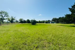 224 Crooked Hollow Dr, Elgin, TX 78621 - Photo 30