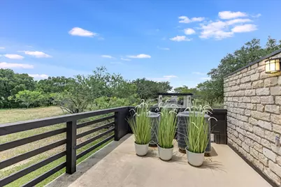 402 Lost Echo #8, Horseshoe Bay, TX 78657 - Photo 2