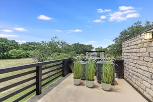 402 Lost Echo, Horseshoe Bay, TX 78657 - Photo 2