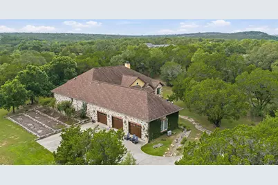 8121 Bluff Trail, Austin, TX 78737 - Photo 34