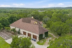 8121 Bluff Trail, Austin, TX 78737 - Photo 34