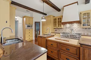 8121 Bluff Trail, Austin, TX 78737 - Photo 10
