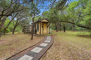 8121 Bluff Trail, Austin, TX 78737 - Photo 34