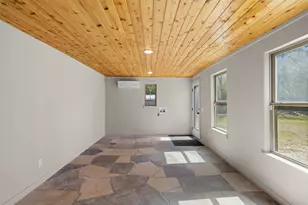 823 Hickory St, Rockdale, TX 76567 - Photo 16