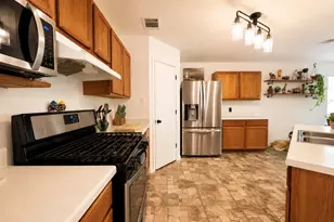 281 Prairie Verbena Dr, Kyle, TX 78640 - Photo 4