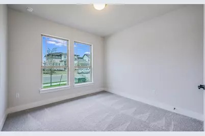 9200 Hamadryas Drive, Austin, TX 78744 - Photo 12