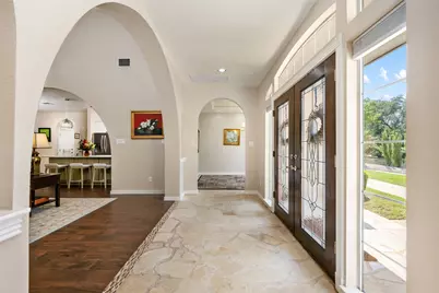 914 Challenger, Lakeway, TX 78734 - Photo 12