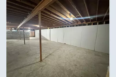 2113 E Cesar Chavez Street, Austin, TX 78702 - Photo 16