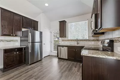 6105 Steep Cactus Trail #A, Austin, TX 78735 - Photo 4