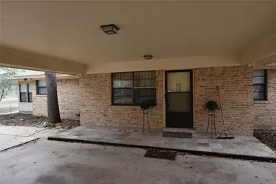 687 Fm 812 Road, Red Rock, TX 78662 - Photo 4