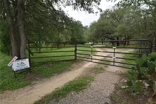 687 Fm 812 Rd, Red Rock, TX 78662 - Photo 6