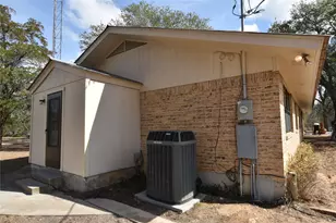 687 Fm 812 Rd, Red Rock, TX 78662 - Photo 24