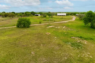 1301 Live Oak Trail, Liberty Hill, TX 78642 - Photo 14